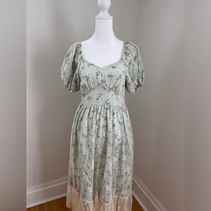 Sage Vintage style lace floral dress women size SM Puffed sleeves NWOT